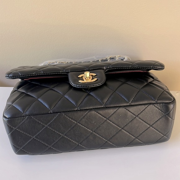 Black Quilted Fashion Bag Purse - Picture 4 of 12